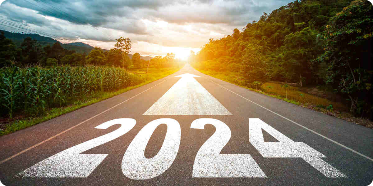 Visualisierung der Jahreszahl 2024 mit einem Pfeil auf der Straße. 
