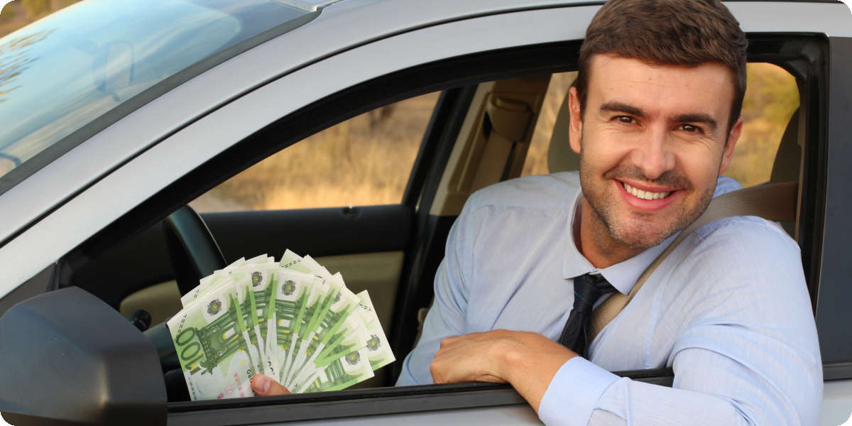 Mit einigen Tipps koennen Sie beim Auto fahren viel Geld sparen.