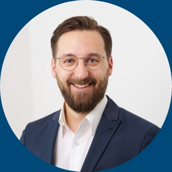 Profilbild Kim Adler von Kroschke.